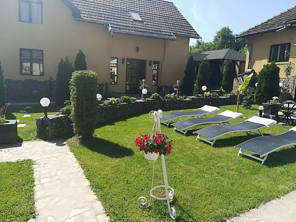 Casa De Vacanta Silvia Vărmaga Εξωτερικό φωτογραφία